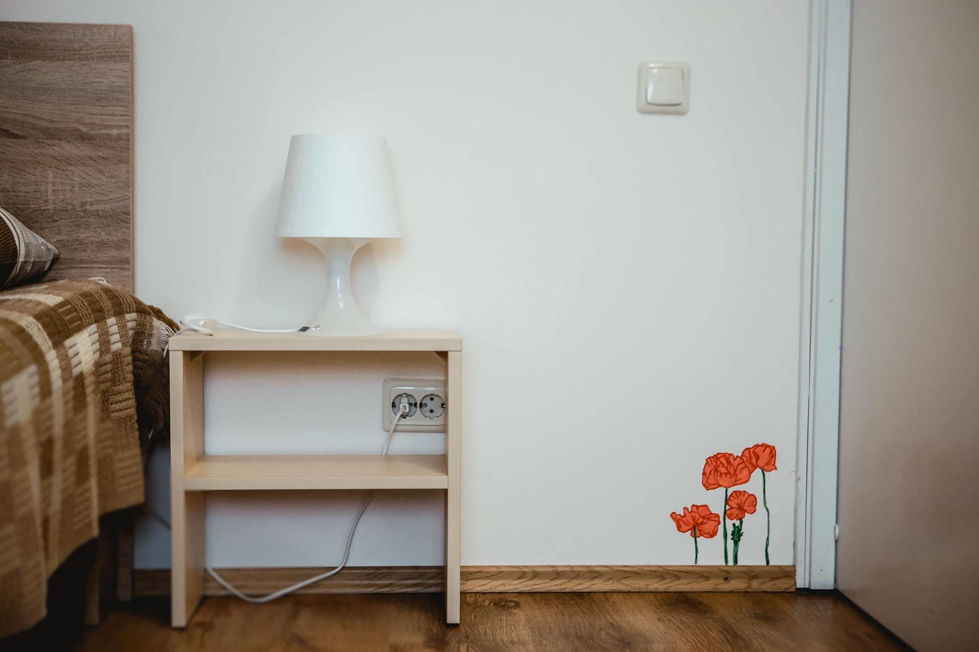 Vilnius Home Bed And Breakfast Экстерьер фото